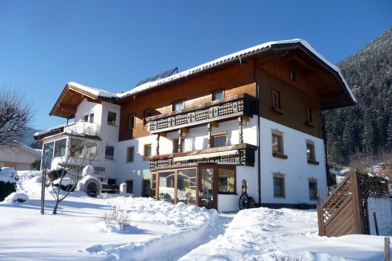 Готель Landhaus Mayr Візінг Екстер'єр фото